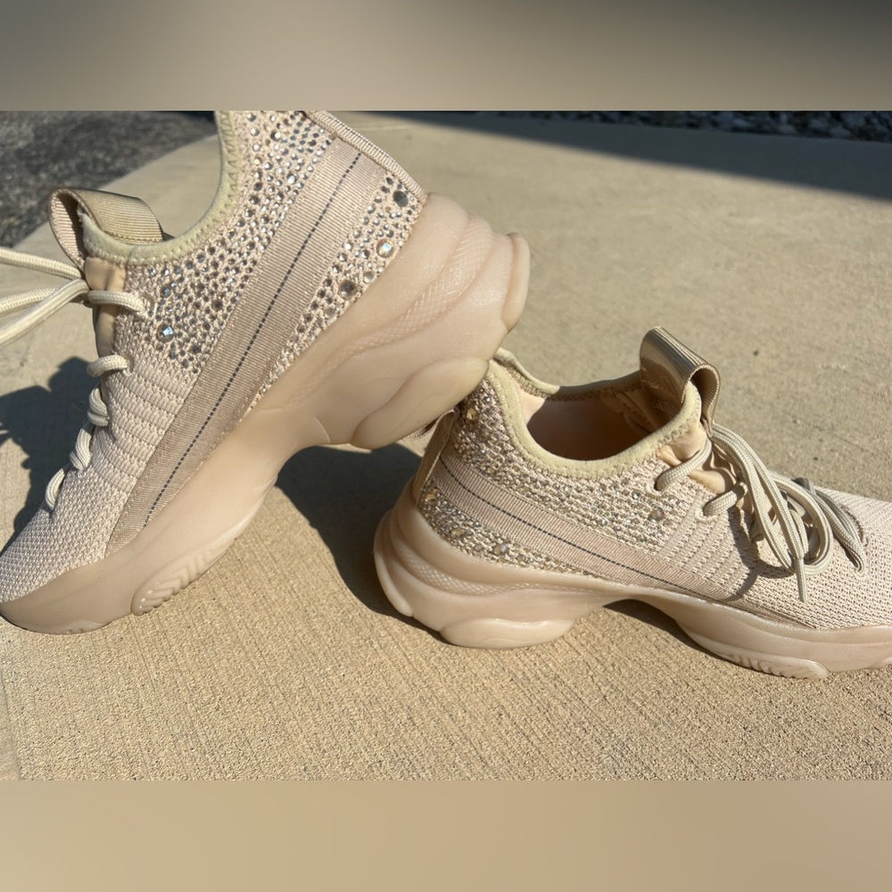 Steve Madden sneakers